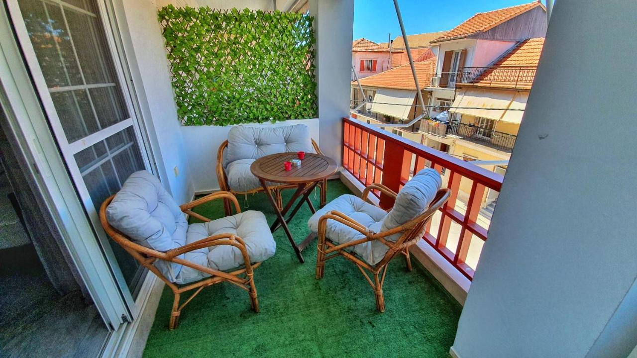 Gemareia Lodge Lefkáda エクステリア 写真